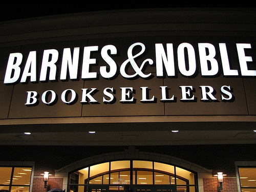 barnes and noble retail