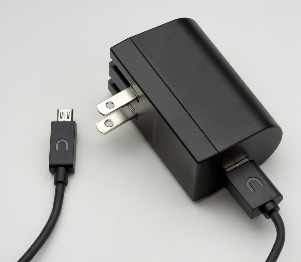 Barnes And Noble Facing Lawsuit For Defective Nook Charger Cords