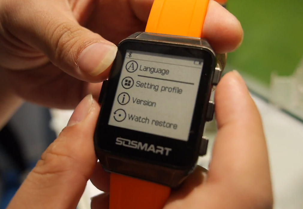 e ink smartwatch