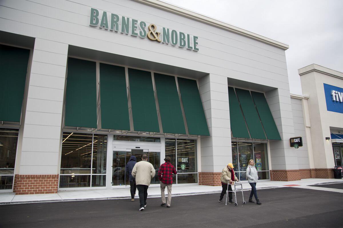 Big Changes That May Save Barnes And Noble Good E Reader
