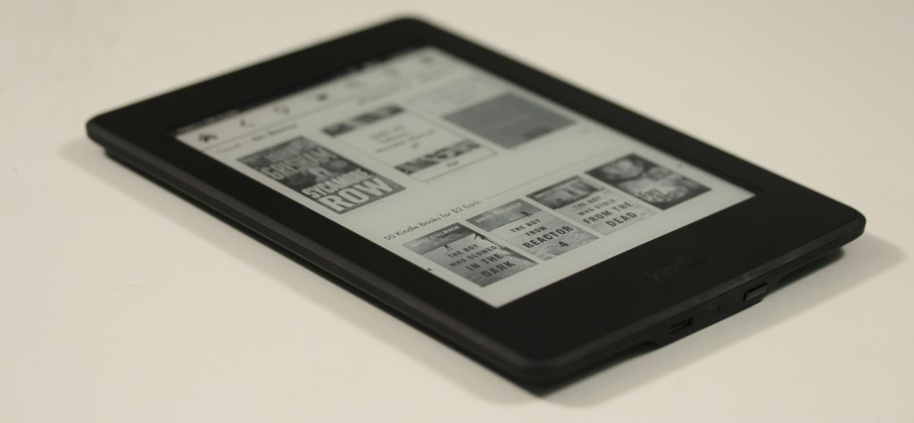 Kindle Paperwhite 3 Review - Good e-Reader